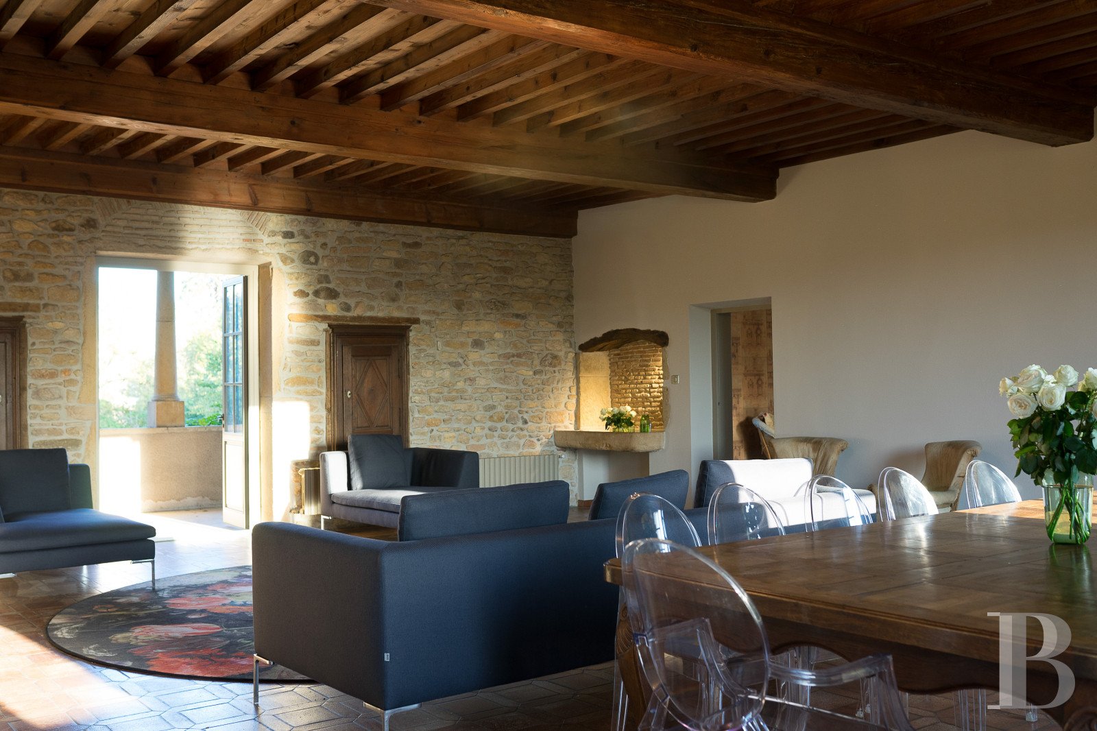 A 19th-century house in the middle of vineyards in Saint-Amour-Bellevue, in Saône-et-Loire - photo  n°5